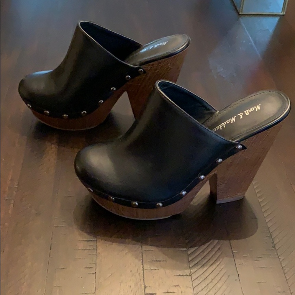 Women’s clogs